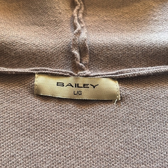 NWOT BAILEY LG LONG SWEATER - Picture 7 of 9